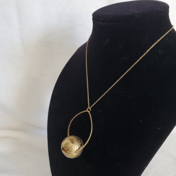 Vintage Golden Ball within Wishbone Necklace ~ 4 for $30 Bundle ~ - Picture 3 of 4